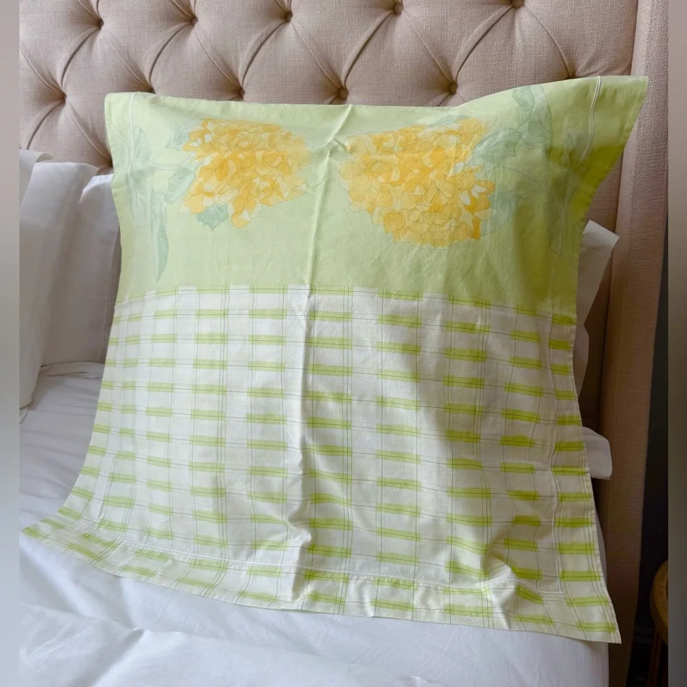 Yves Delorme Paris 2 Euro Shams 29” Square